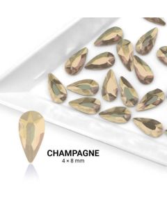 Formakő csepp alakú - 4x8mm - Champagne