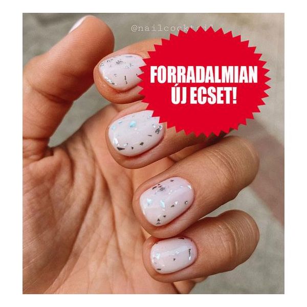 Diamond Nails Gél Lakk - 4 ml DN111 - Ezüst reszelék - Új ecsettel!